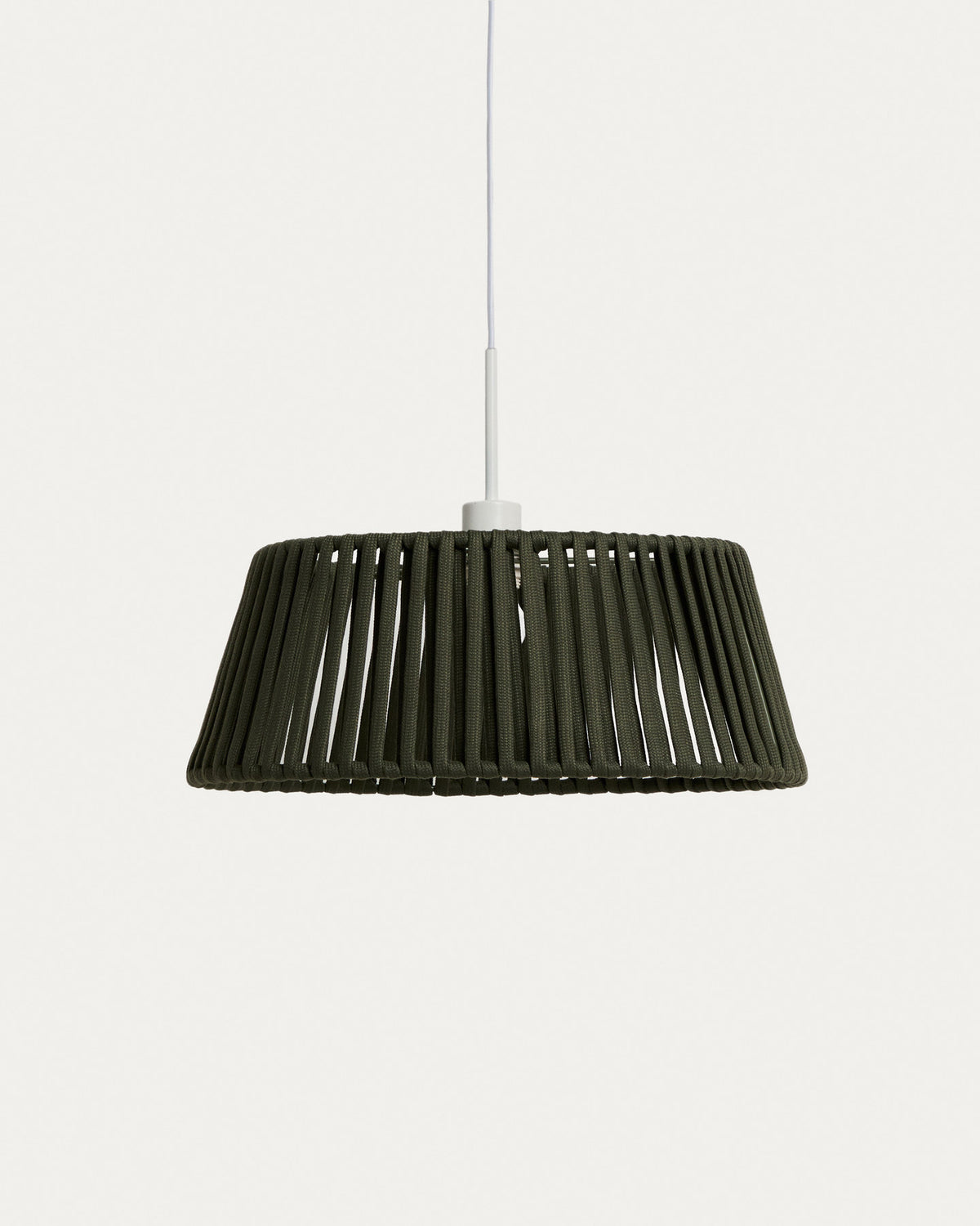 Lampenschirm für Deckenleuchte Aldet aus flachem Seil in Grün, Ø 46 cm in Grün präsentiert im Onlineshop von KAQTU Design AG. Outdoor Pendelleuchte ist von Kave Home