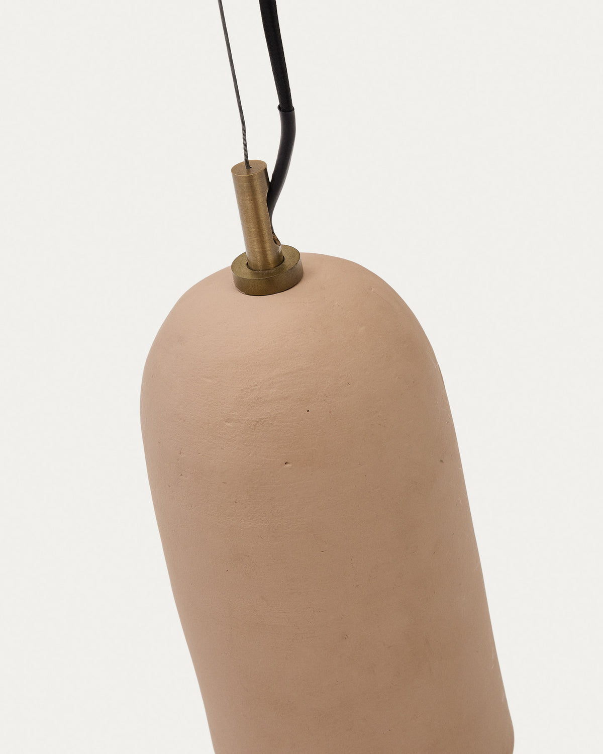 Madsen Deckenleuchte aus Terrakotta Ø 13 cm in Terrakotta präsentiert im Onlineshop von KAQTU Design AG. Pendelleuchte ist von Kave Home
