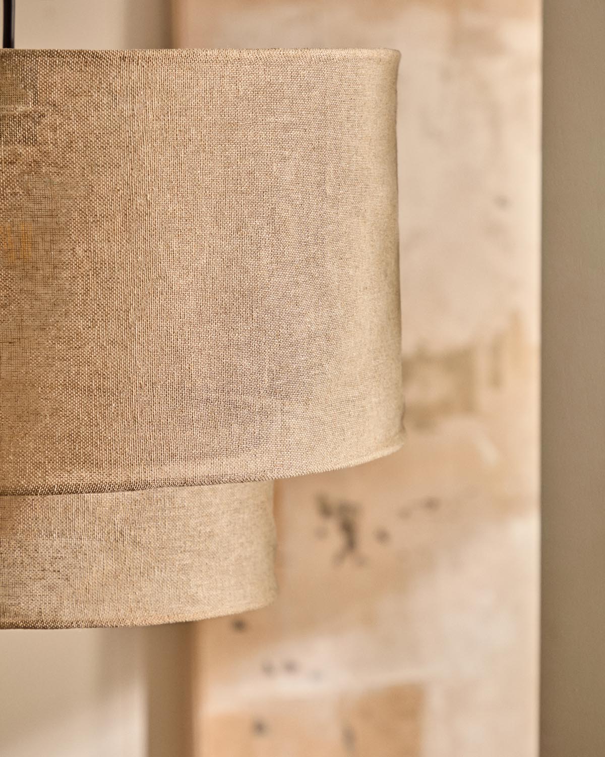 Mariela Schirm für Deckenlampe aus Leinen mit beigem Finish Ø 40 x 34 cm in Natur präsentiert im Onlineshop von KAQTU Design AG. Lampenschirm ist von Kave Home