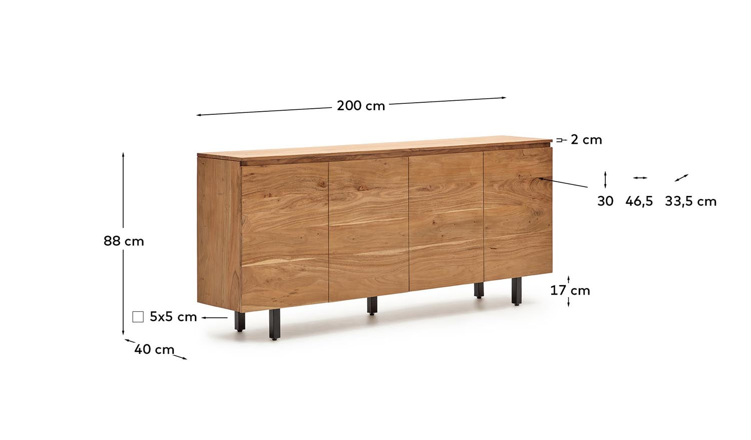 Entdecken Sie das stilvolle 4-türige Sideboard Uxue aus massivem Akazienholz mit gebleichtem Finish – ideal für jeden Wohnstil und perfekten Stauraum.