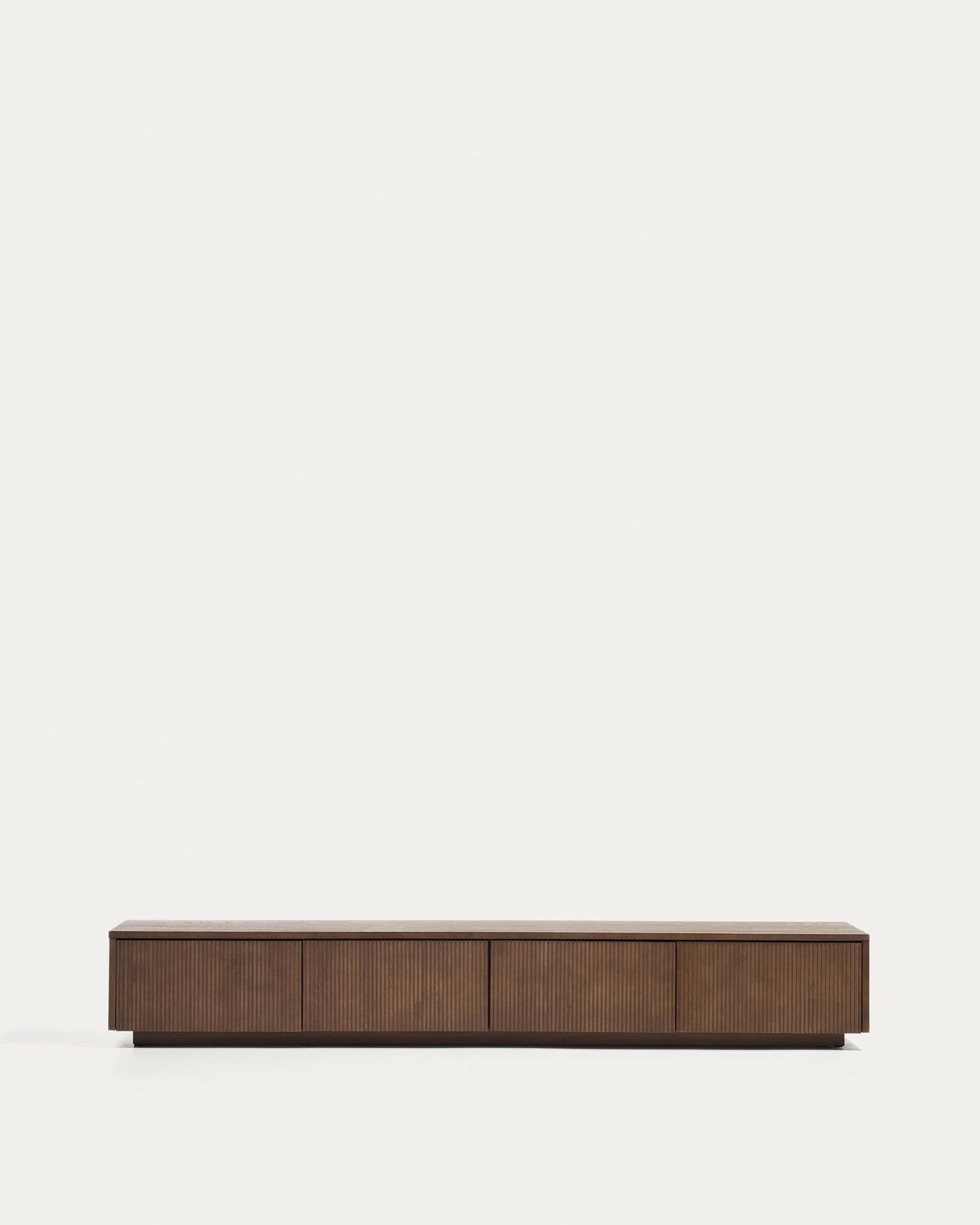 TV-Möbel Helvine 4 Schubladen aus Eichenfurnier mit Nussbaum-Finish 200 x 30 cm FSC 100% in Dunkelbraun präsentiert im Onlineshop von KAQTU Design AG. TV-Möbel ist von Kave Home