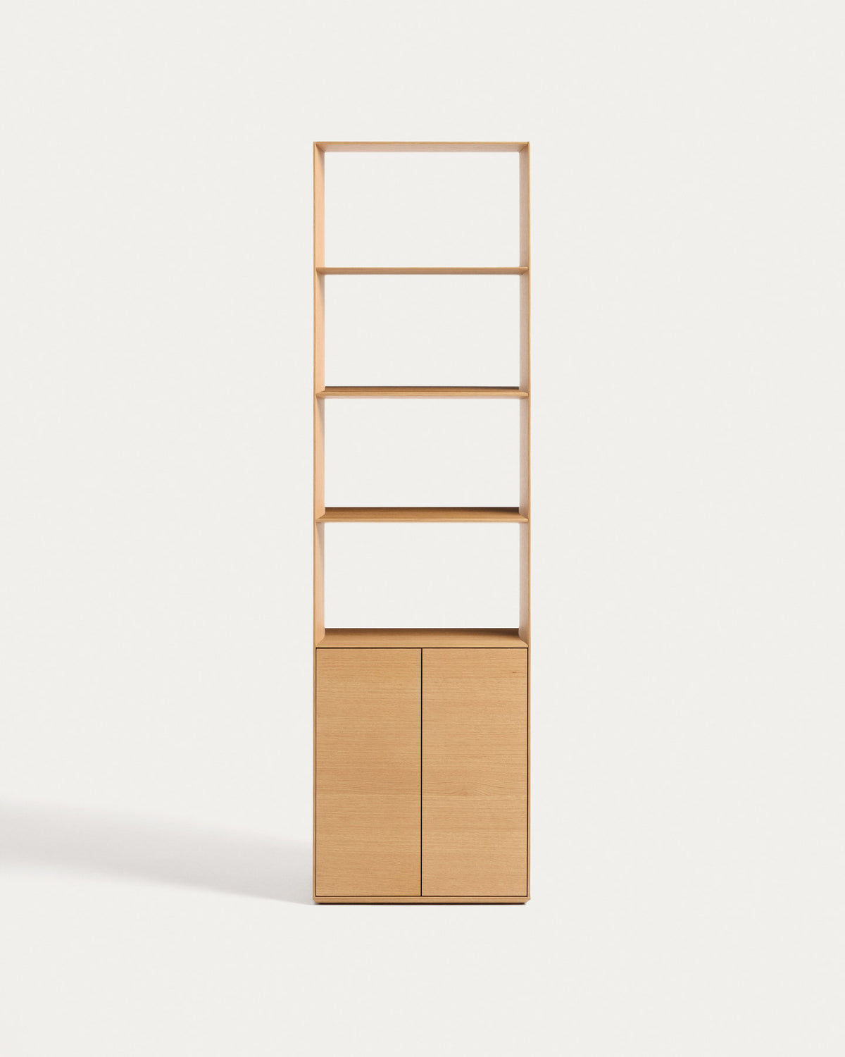 Bücherregal Visala von Kave Home in Hellbraun mit Eichenfurnier, hochformatig