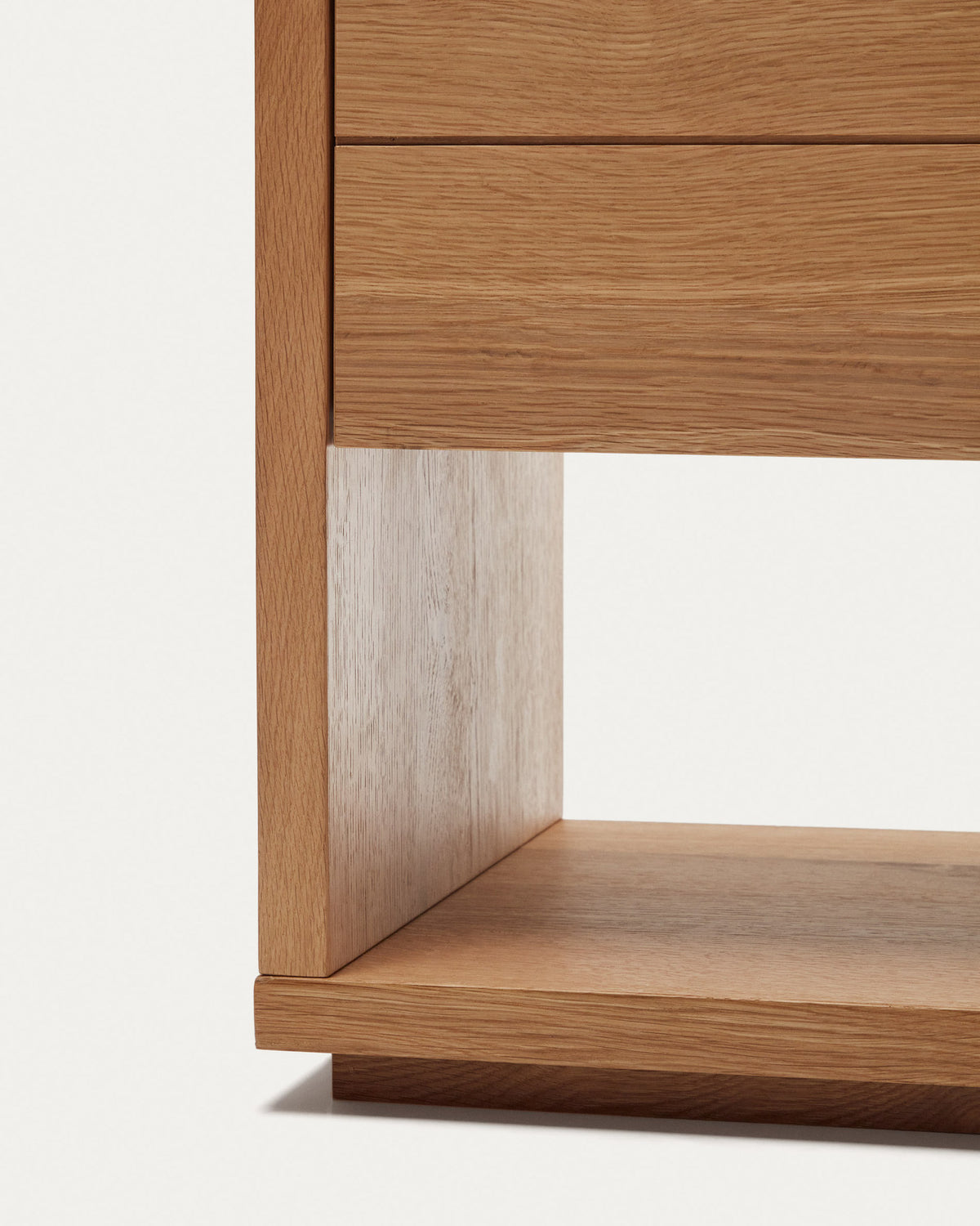 Alguema Sideboard 4 Türen mit Eichenfurnier und natürlichem Finish 200 x 74 cm in Natur präsentiert im Onlineshop von KAQTU Design AG. Sideboard ist von Kave Home