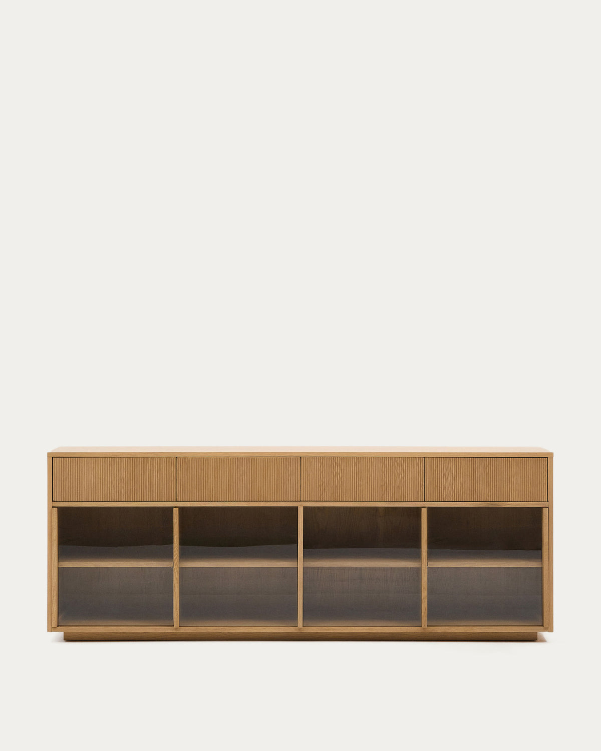 Sideboard Helvine 4 Türen 4 Schubladen Eichenfurnier und gehärtetes Glas 200 x 80 cm FSC 100% in Natur präsentiert im Onlineshop von KAQTU Design AG. Sideboard ist von Kave Home