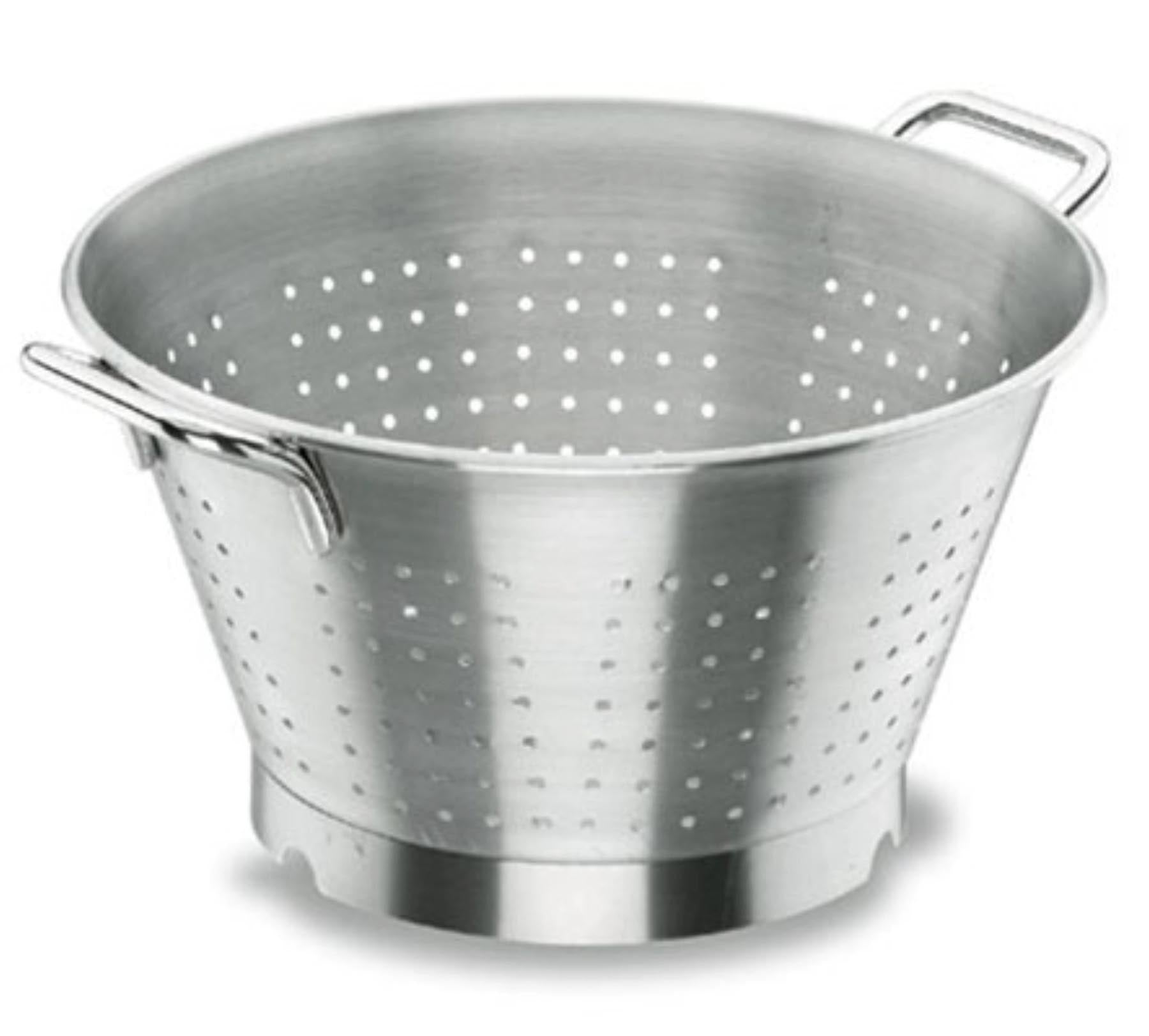 Abtropfschüssel 40cm mit Fussreif in Silber präsentiert im Onlineshop von KAQTU Design AG. Küchenhelfer ist von Lacor