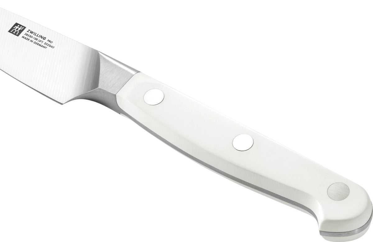 Pro le blanc Spick & Garniermesser 100mm in Weiss präsentiert im Onlineshop von KAQTU Design AG. Küchenmesser ist von Zwilling Kitchen