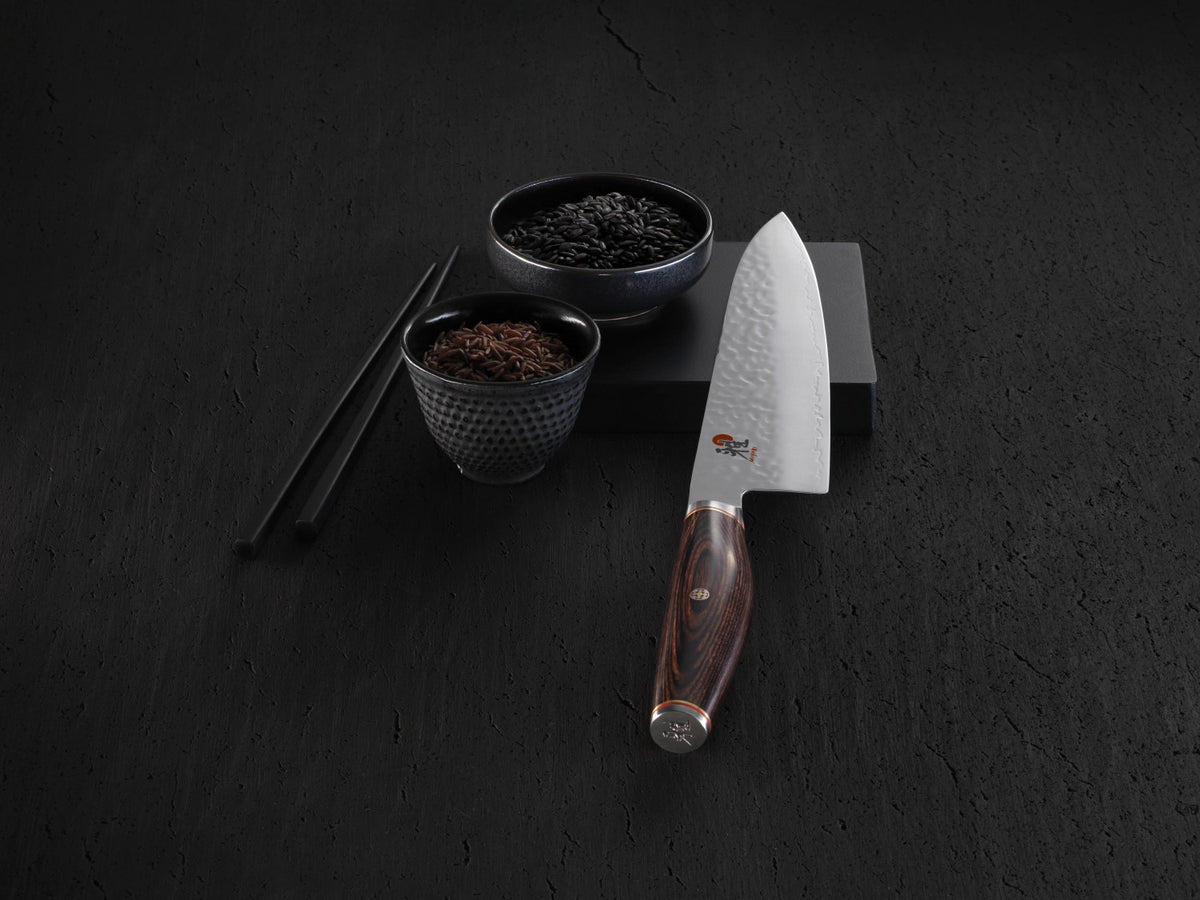 MIYABI 6000MCT Shotoh, 130mm in Braun präsentiert im Onlineshop von KAQTU Design AG. Damastmesser ist von Miyabi