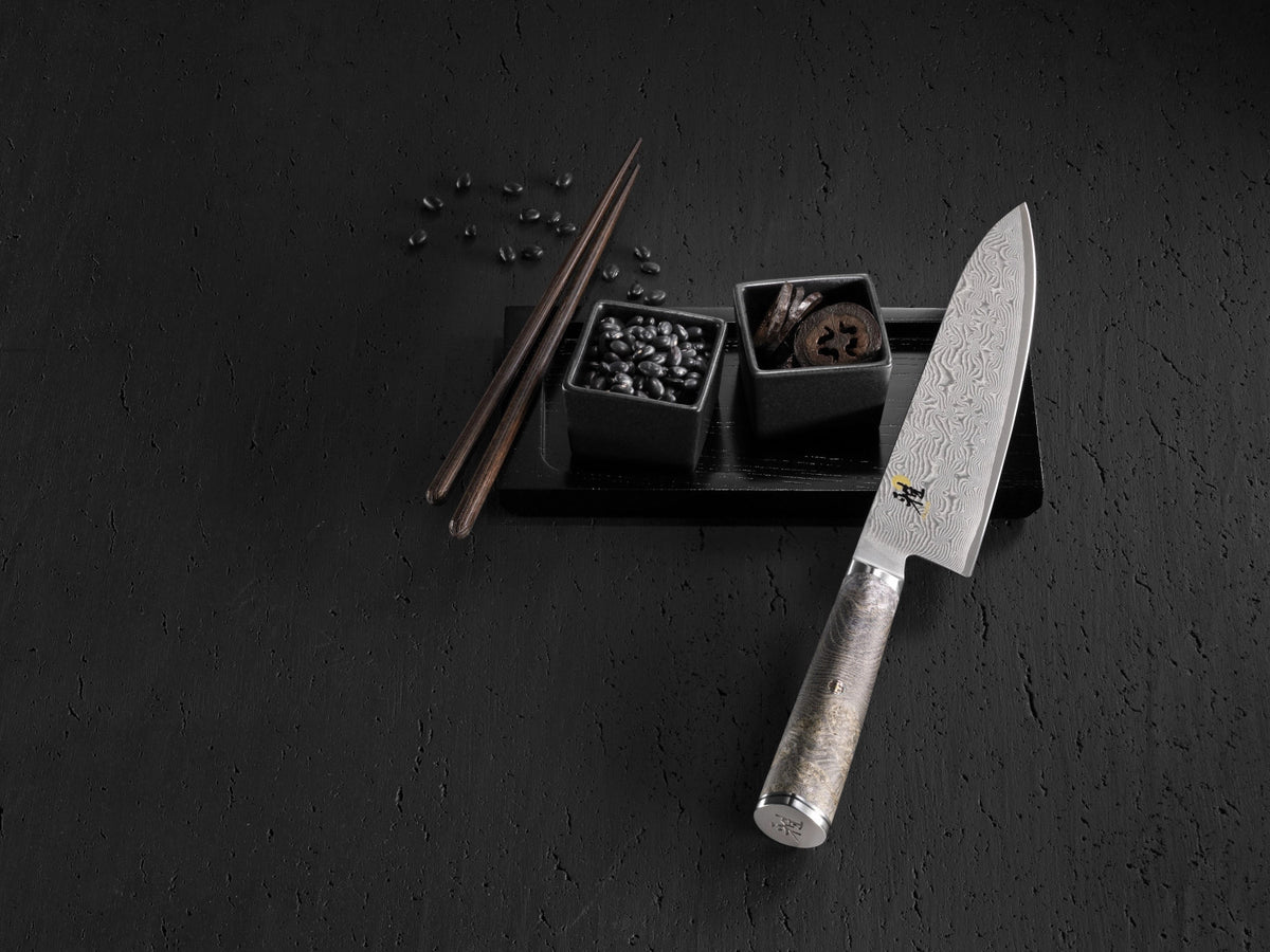 MIYABI 5000MCD 67 BLACK Gyutoh, Ahorn, 240 mm in Schwarz präsentiert im Onlineshop von KAQTU Design AG. Damastmesser ist von Miyabi