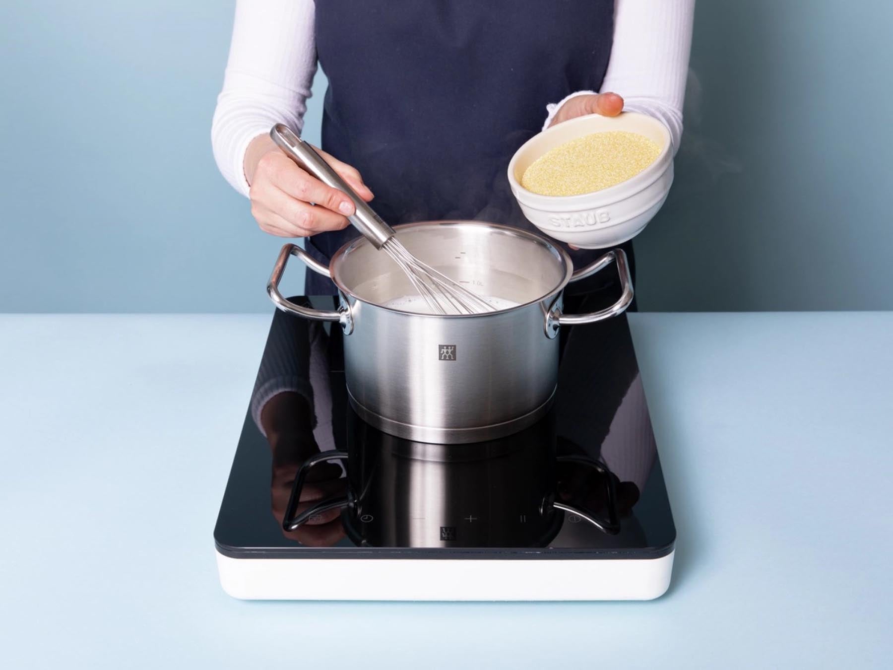 Robuster 28 cm großer Schneebesen von Zwilling, ideal zum Rühren und Schlagen, mit ergonomischem Griff und stilvollem Design für jede Küche.