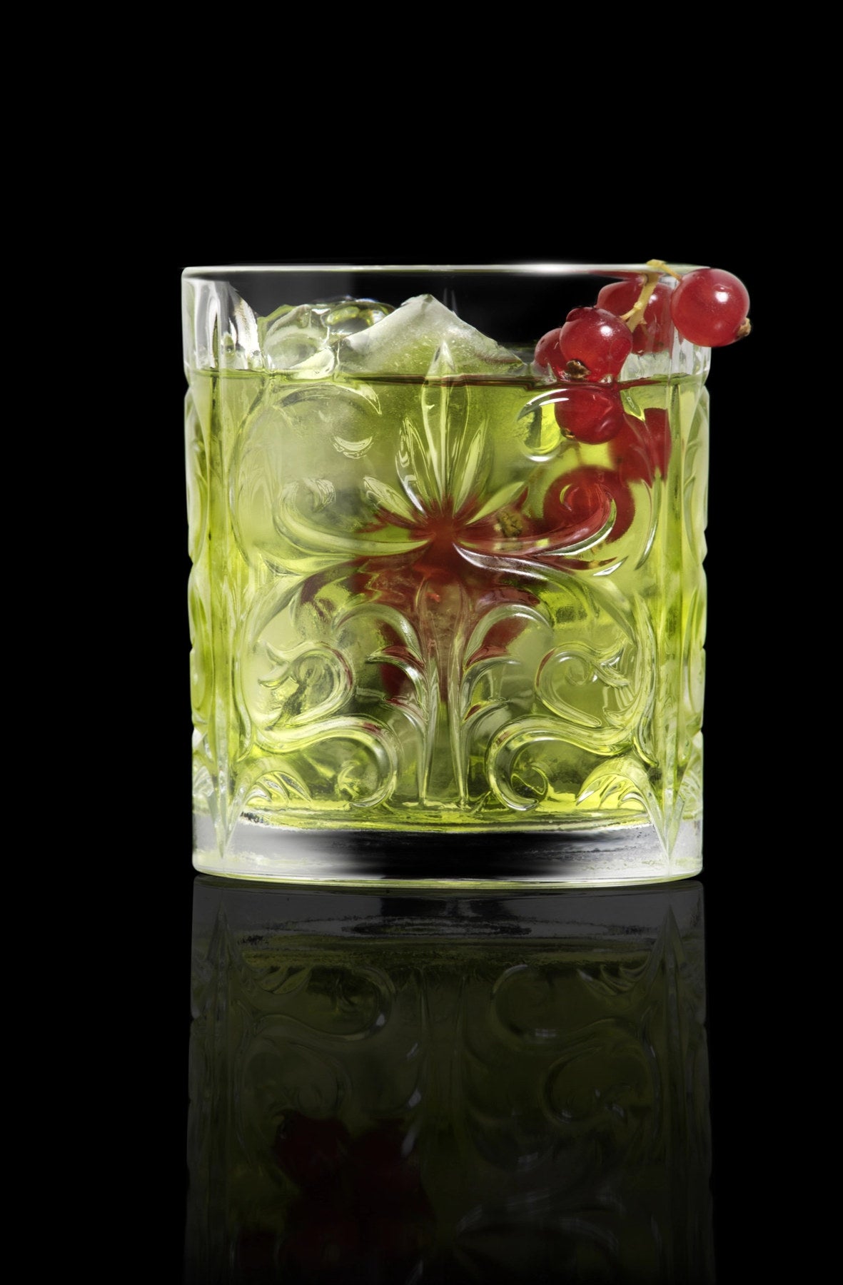 6er Set Tattoo Dof Becher von RCR aus transparentem Glas, zylindrische Form, Ø8.2 cm, Höhe 9.4 cm, Fassungsvermögen 34 cl, auf hellem Hintergrund.