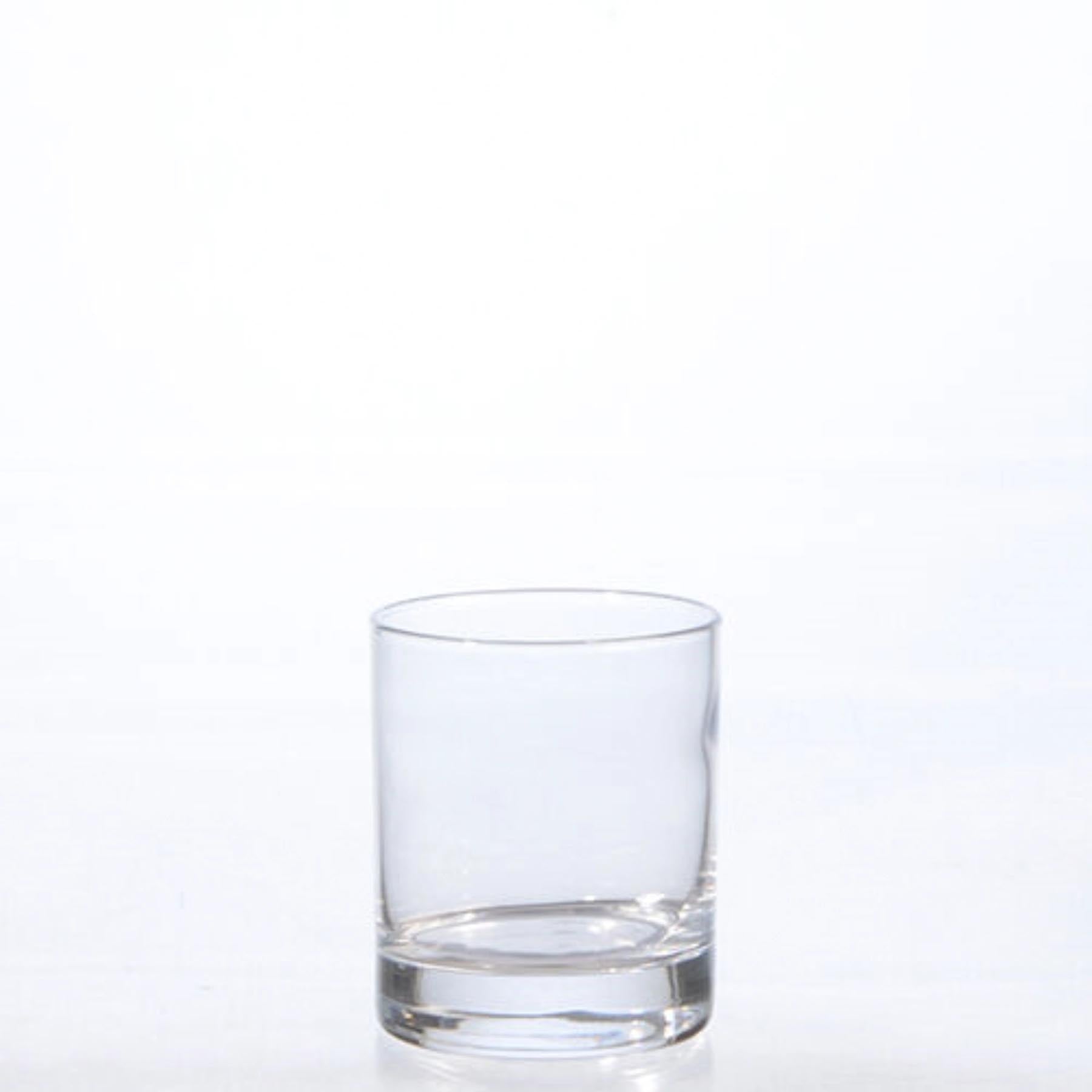 Islande Whiskybecher fh 30cl Filet weiss 4cl in Transparent präsentiert im Onlineshop von KAQTU Design AG. Glas ist von Arcoroc