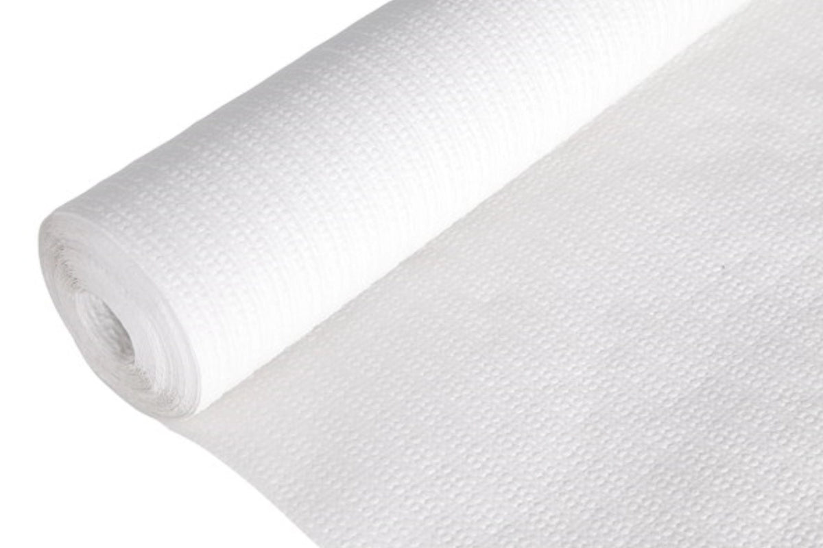 Papier-Tischdecke weiss, gewaffelt, 1.18x20 m in Weiss präsentiert im Onlineshop von KAQTU Design AG. Tischset ist von Cosy & Trendy