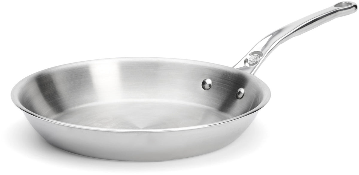 AFFINITY Bratpfanne unbeschichtet Ø 24cm, Induktion in Silber präsentiert im Onlineshop von KAQTU Design AG. Bratpfanne ist von de Buyer
