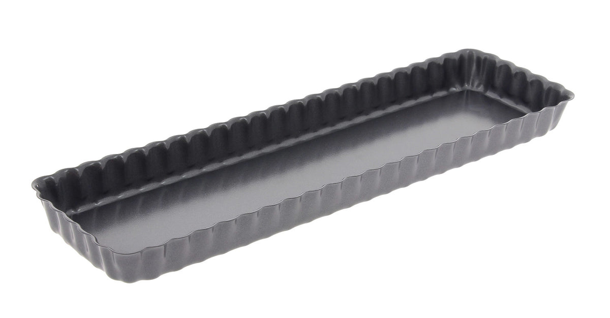 Kuchenform 20x8cm geriffelt in Silber präsentiert im Onlineshop von KAQTU Design AG. Backform / Backblech ist von de Buyer
