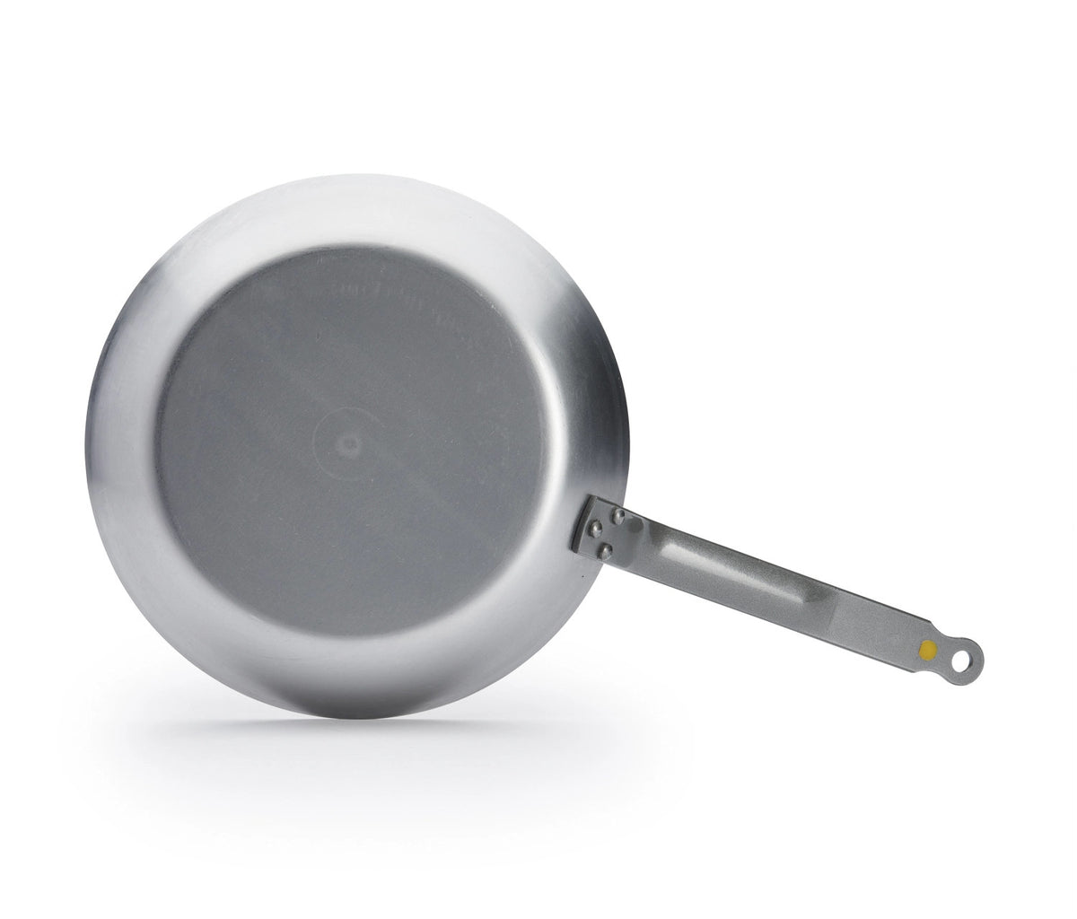 MINERAL B ELEMENT Eisenpfanne Ø 28cm, Induktion in Silber präsentiert im Onlineshop von KAQTU Design AG. Bratpfanne ist von de Buyer