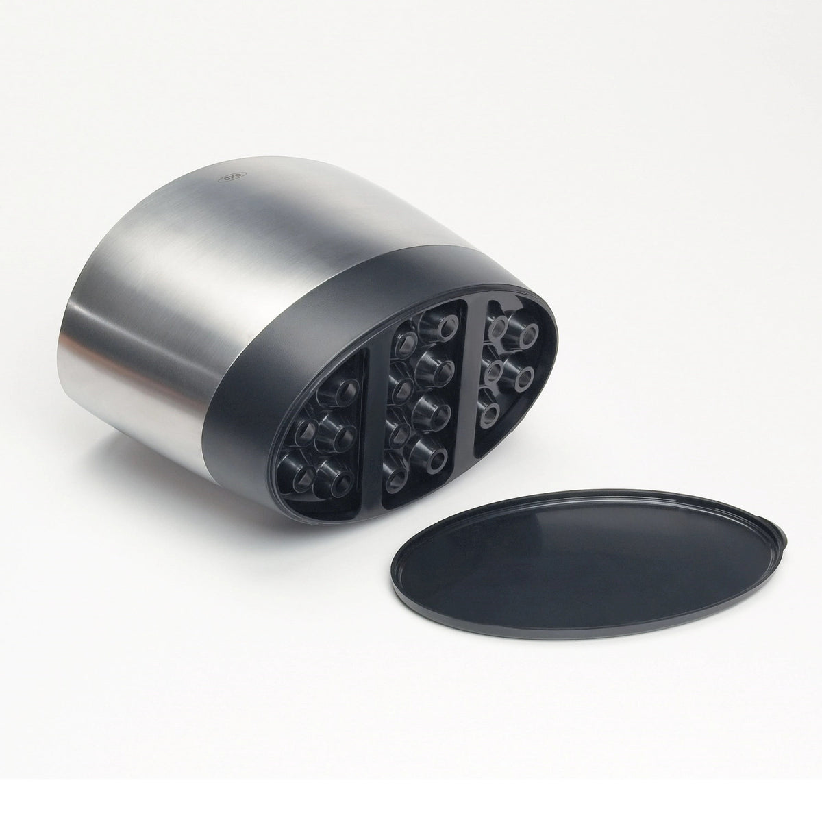 Utensilienhalter Edelstahl in Silber präsentiert im Onlineshop von KAQTU Design AG. Küchenhelfer ist von OXO