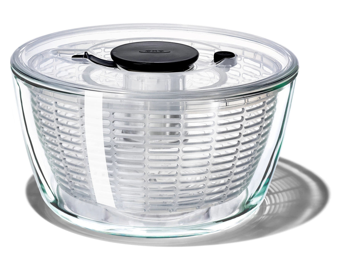 OXO Good Grips Glas-Salatschleuder in Transparent präsentiert im Onlineshop von KAQTU Design AG. Salatzubehör ist von OXO