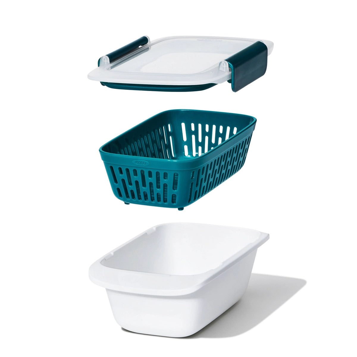 OXO Good Grips Prep Go Behälter mit Sieb 0.45L in Blau präsentiert im Onlineshop von KAQTU Design AG. Aufbewahrungsdose ist von OXO