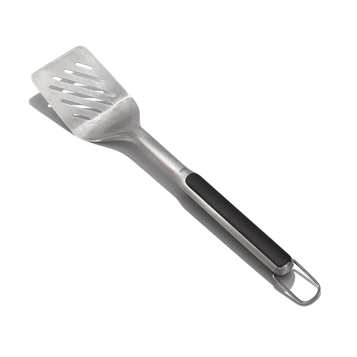 GG Grillwender in Silber präsentiert im Onlineshop von KAQTU Design AG. Grillbesteck ist von OXO