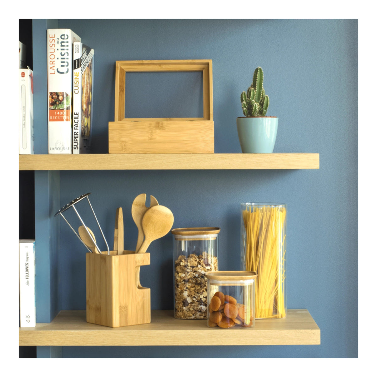 3er Set Pebbly Vorratsglas mit Bambusdeckel 0.8, 1.4, 2.2lt in Braun präsentiert im Onlineshop von KAQTU Design AG. Aufbewahrungsdose ist von Pebbly