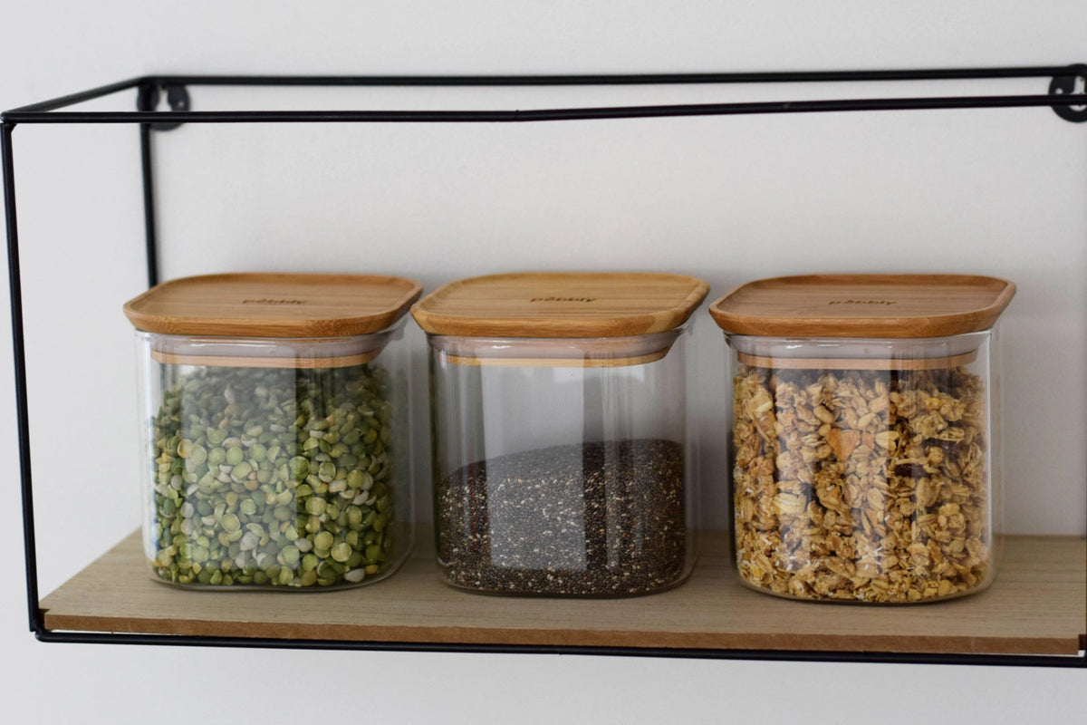 3er Set Pebbly Vorratsglas mit Bambusd., stapelbar, 11x11x11 in Braun präsentiert im Onlineshop von KAQTU Design AG. Aufbewahrungsdose ist von Pebbly