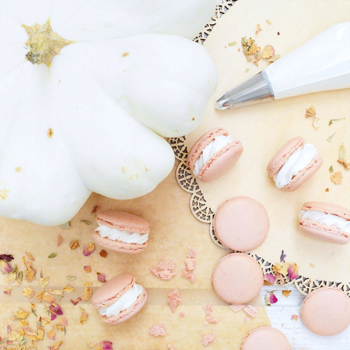 3er Set Edelstahltüllen Macarons in Silber präsentiert im Onlineshop von KAQTU Design AG. Backutensilien ist von Scrap Cooking