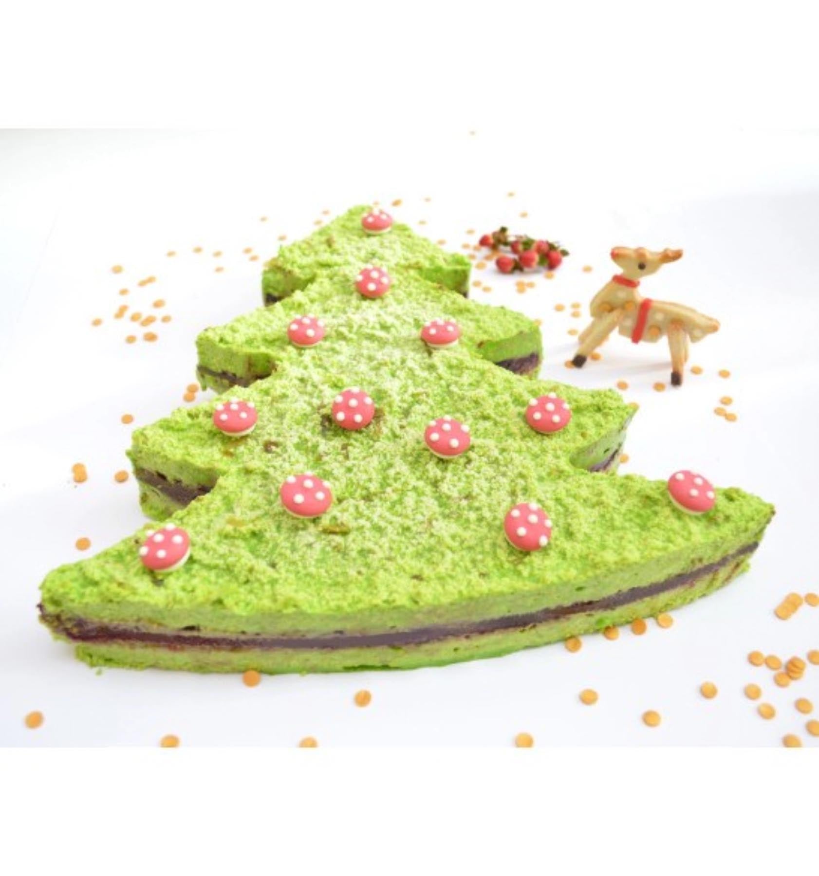 Edelstahl Ausstechform in Form eines XXL Weihnachtsbaums (30x31cm) für kreative Backideen, ideal für festliche Anlässe und Weihnachtsgebäck.