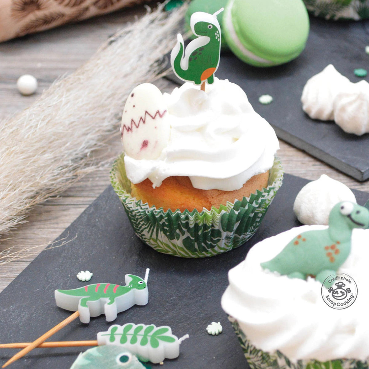 8 Stk. Kerzen Dino in Mehrfarbig präsentiert im Onlineshop von KAQTU Design AG. Kerzen ist von Scrap Cooking