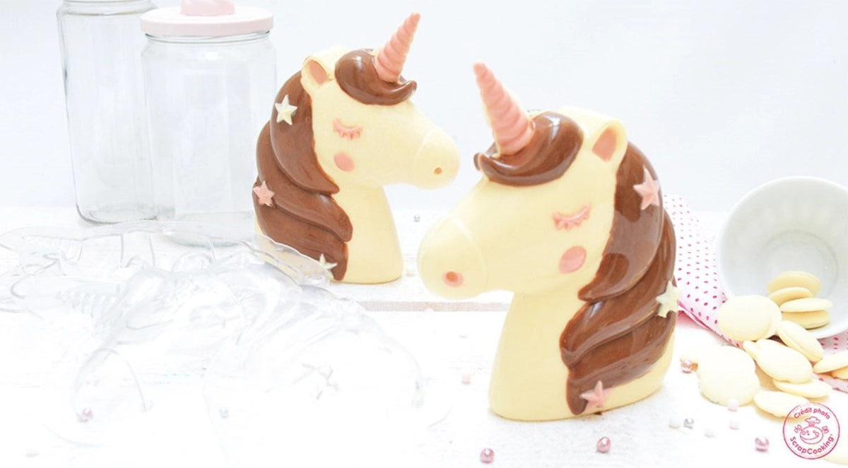 3D Schokoladenform Einhorn in Transparent präsentiert im Onlineshop von KAQTU Design AG. Backform / Backblech ist von Scrap Cooking