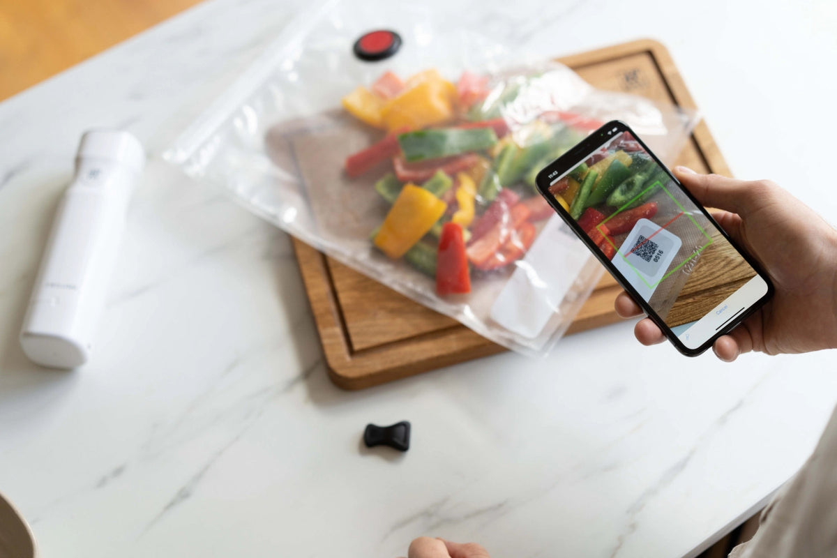 Vakuum Starterset, 7-tlg, Glas, Box M/L in Transparent präsentiert im Onlineshop von KAQTU Design AG. Aufbewahrungsbehälter ist von Zwilling Kitchen