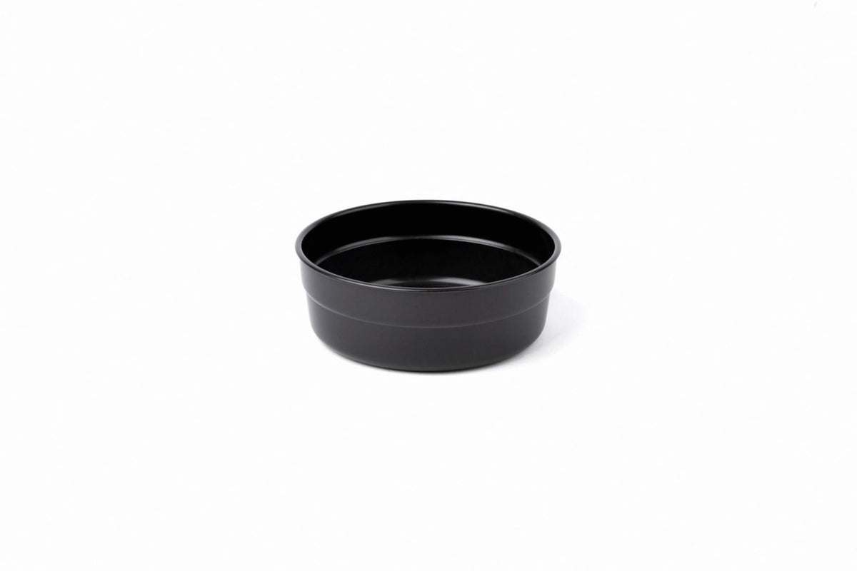 Amuse Pro Mehrwegschale rund 250ml schwarz in Schwarz präsentiert im Onlineshop von KAQTU Design AG. Snackbox ist von Amuse