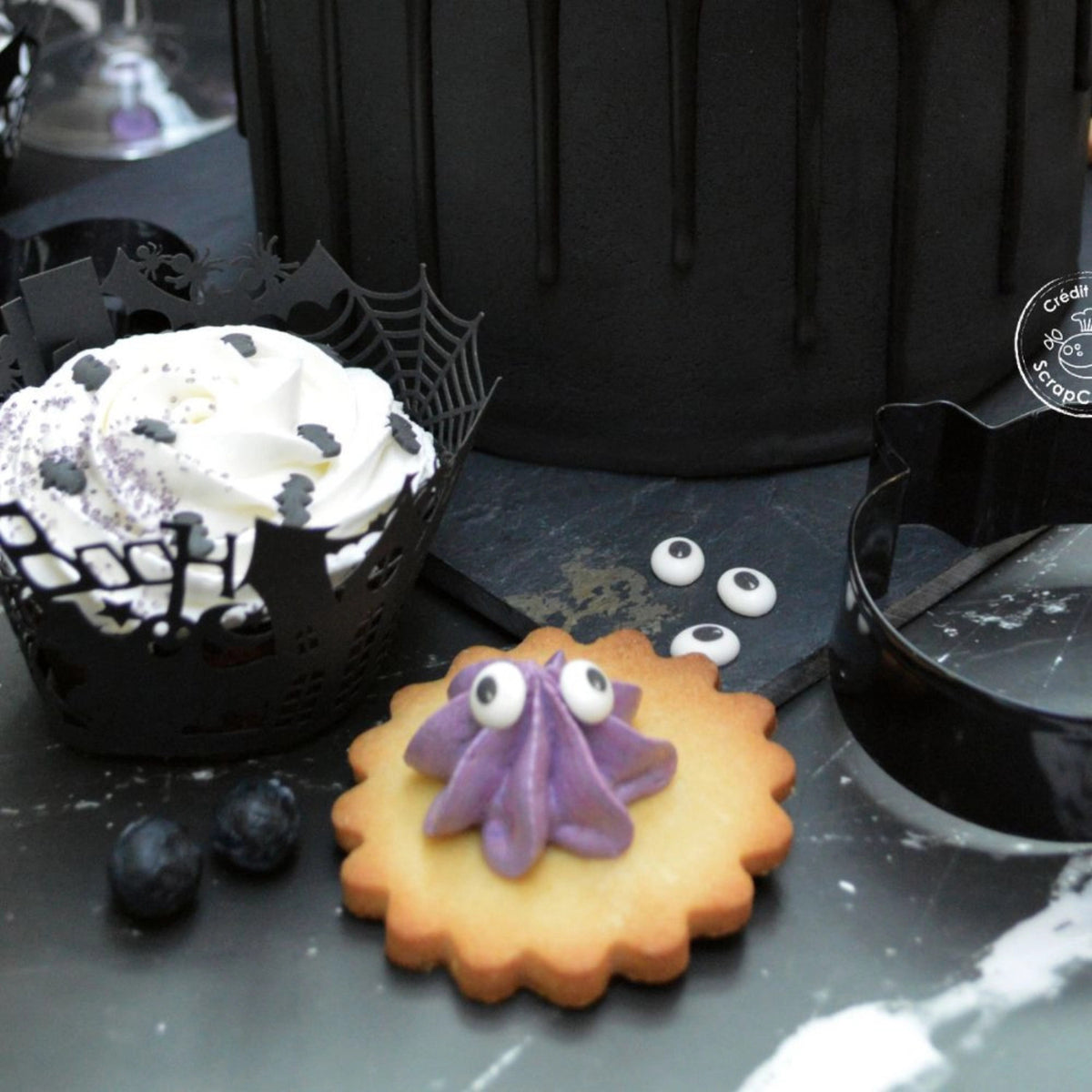 Zuckerstreusel Augen 40g in Mehrfarbig präsentiert im Onlineshop von KAQTU Design AG. Zutaten ist von Scrap Cooking