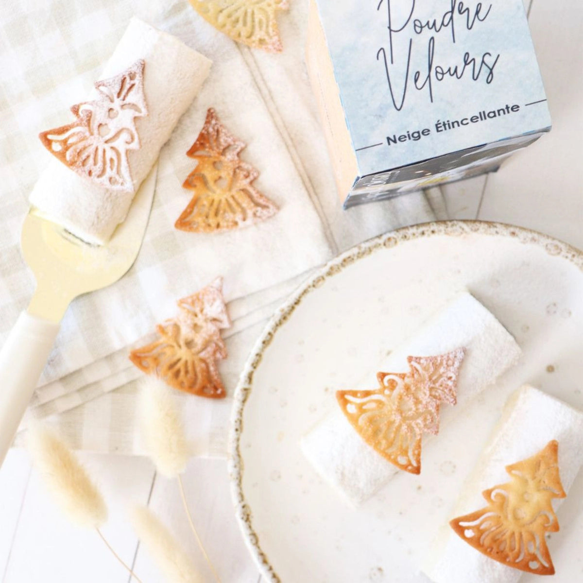 Backform für Kuchentopper Weihnachten gemischt in Weiss präsentiert im Onlineshop von KAQTU Design AG. Backform / Backblech ist von Scrap Cooking