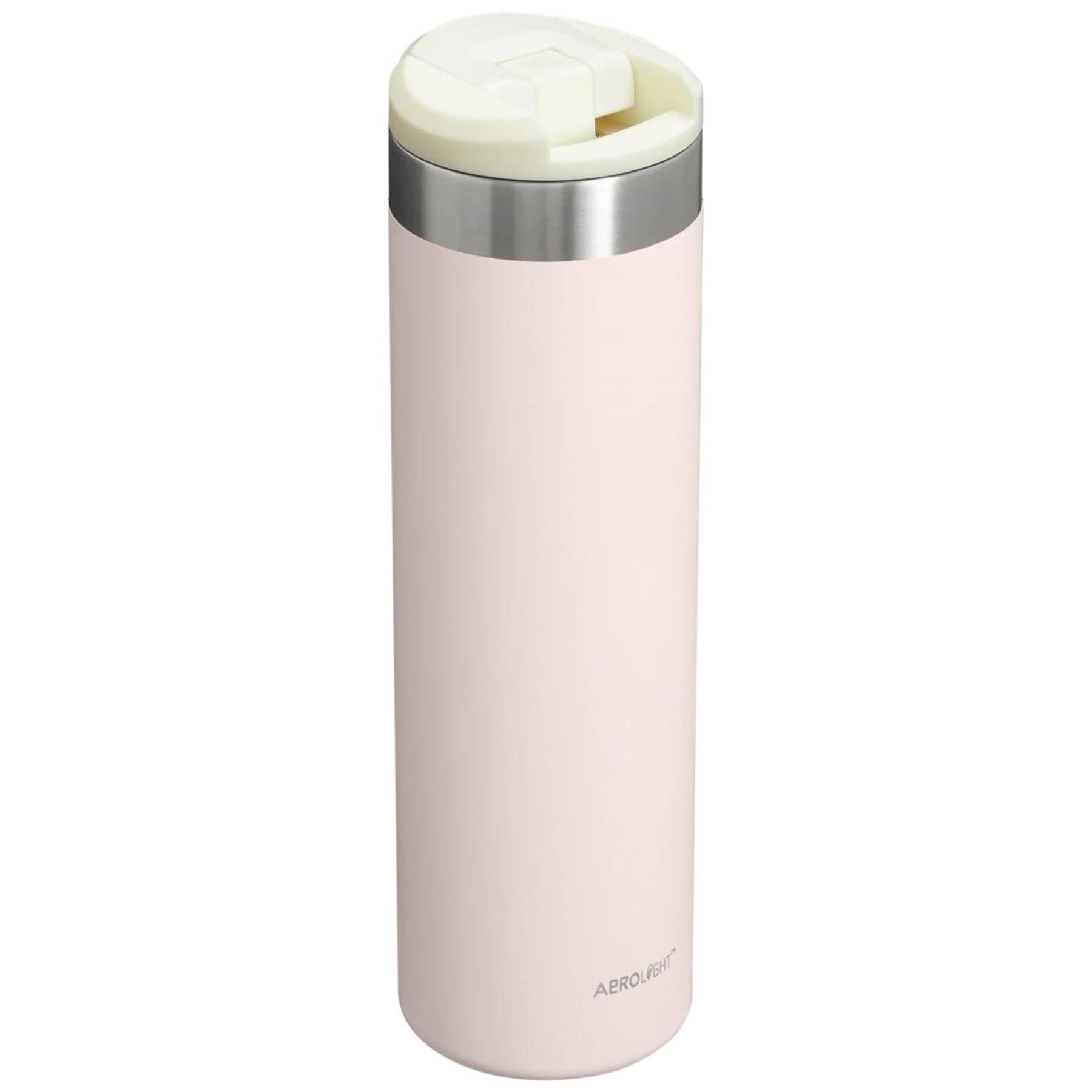 Stylische AeroLight Transit Mug in zartem Rosé, ideal für unterwegs. Hochwertige Thermosflasche von Stanley für heiße und kalte Getränke.