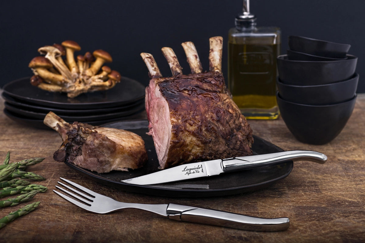 Laguiole Luxury Line Steakmesser rostfreier Stahl in Silber präsentiert im Onlineshop von KAQTU Design AG. Küchenmesser ist von Laguiole Style de Vie