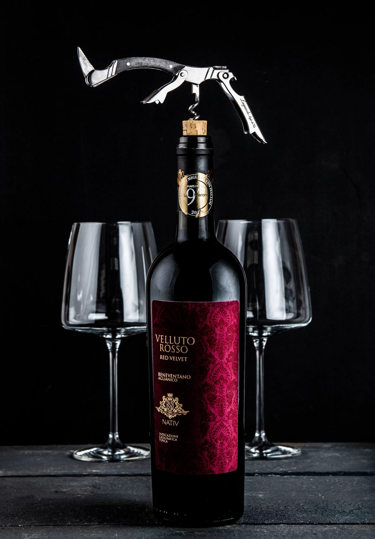 Laguiole Luxury Line Korkenzieher schwarzes Ebenholz in Schwarz präsentiert im Onlineshop von KAQTU Design AG. Flaschenöffner ist von Laguiole Style de Vie
