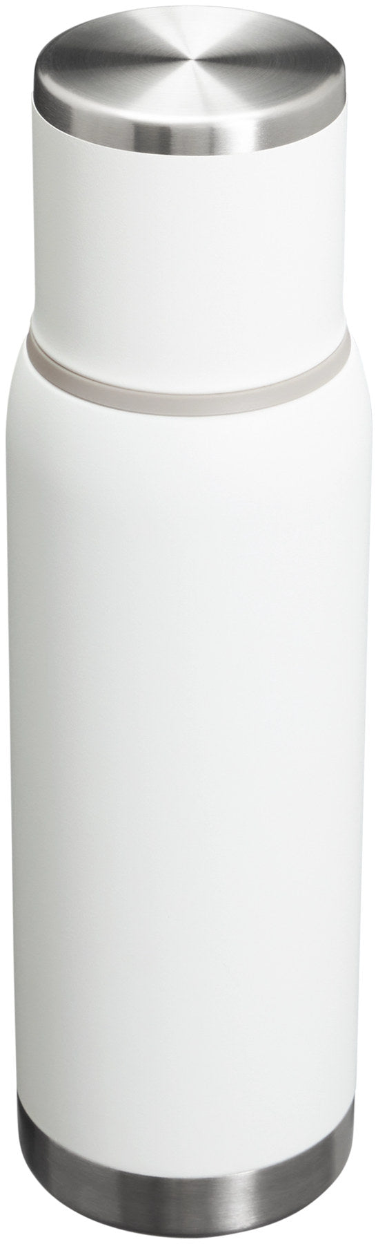 Adventure To-Go Flasche 1.0l frost in Weiss präsentiert im Onlineshop von KAQTU Design AG. Thermosflasche ist von Stanley