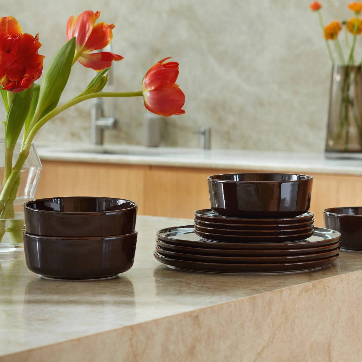 Collective Schale D30cm mocha in Braun präsentiert im Onlineshop von KAQTU Design AG. Schale ist von LSA
