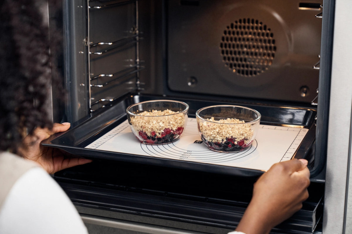 Fresh & Save Bowls Vakuumschüssel M, Glas in Transparent präsentiert im Onlineshop von KAQTU Design AG. Aufbewahrungsbeutel ist von Zwilling