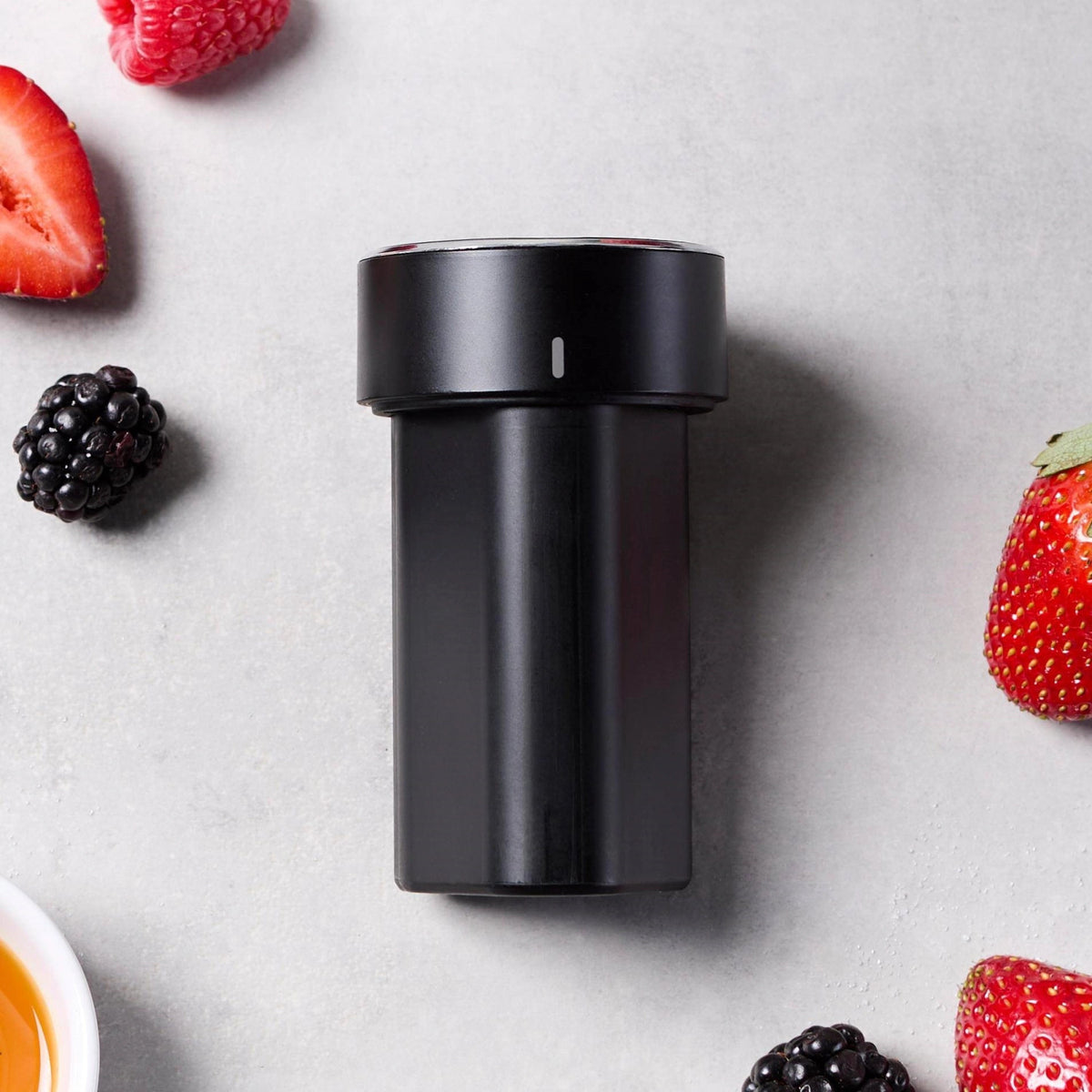 Xtend Lithium Ionen Akku, 12 V in Schwarz präsentiert im Onlineshop von KAQTU Design AG. Küchengerät ist von Zwilling
