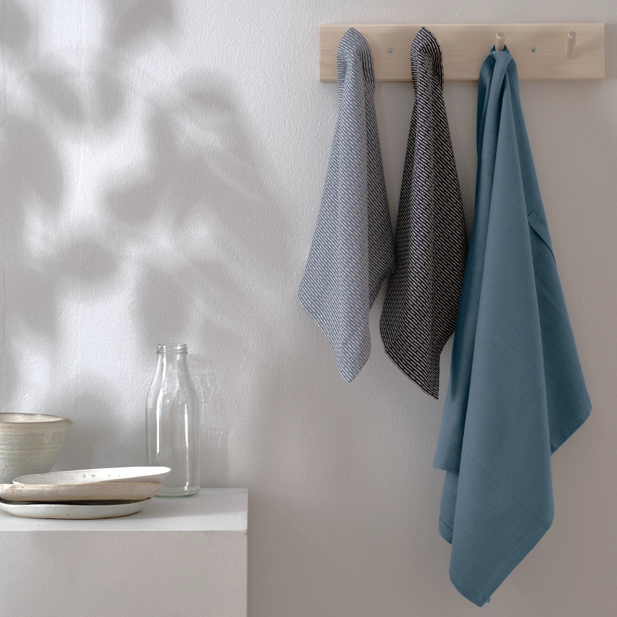 3er Set Geschirr- und Spühltuch 53x86cm ocean Biobaumwolle in Blau präsentiert im Onlineshop von KAQTU Design AG. Küchentuch ist von The Organic Company