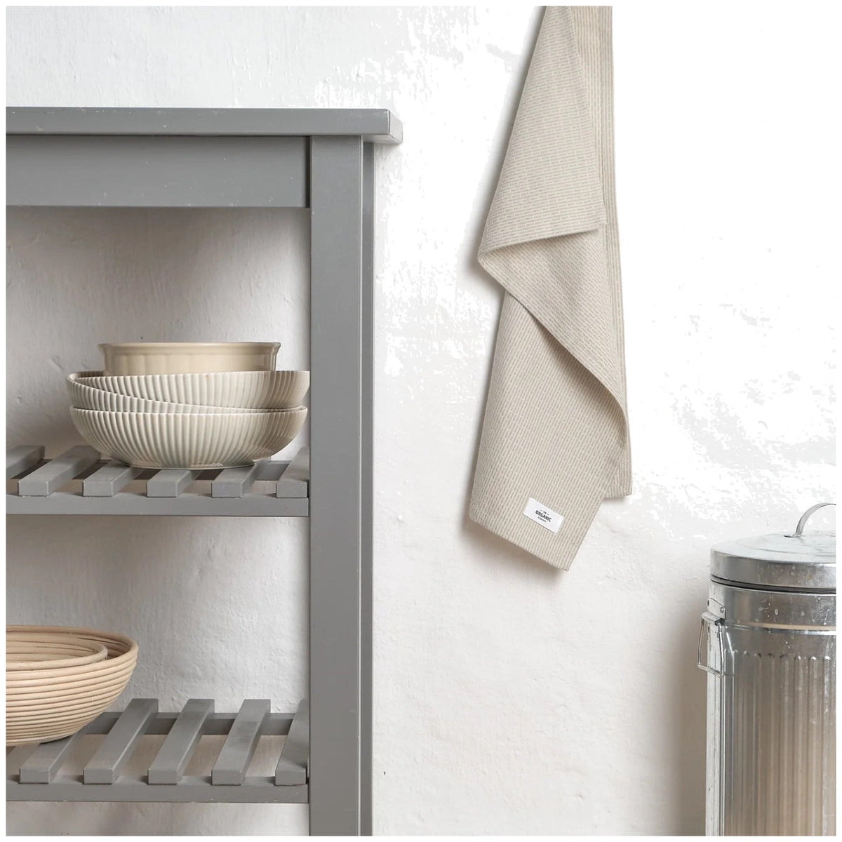 Geschirrtuch klein 35x60cm evening bay Biobaumwolle in Beige präsentiert im Onlineshop von KAQTU Design AG. Küchentuch ist von The Organic Company