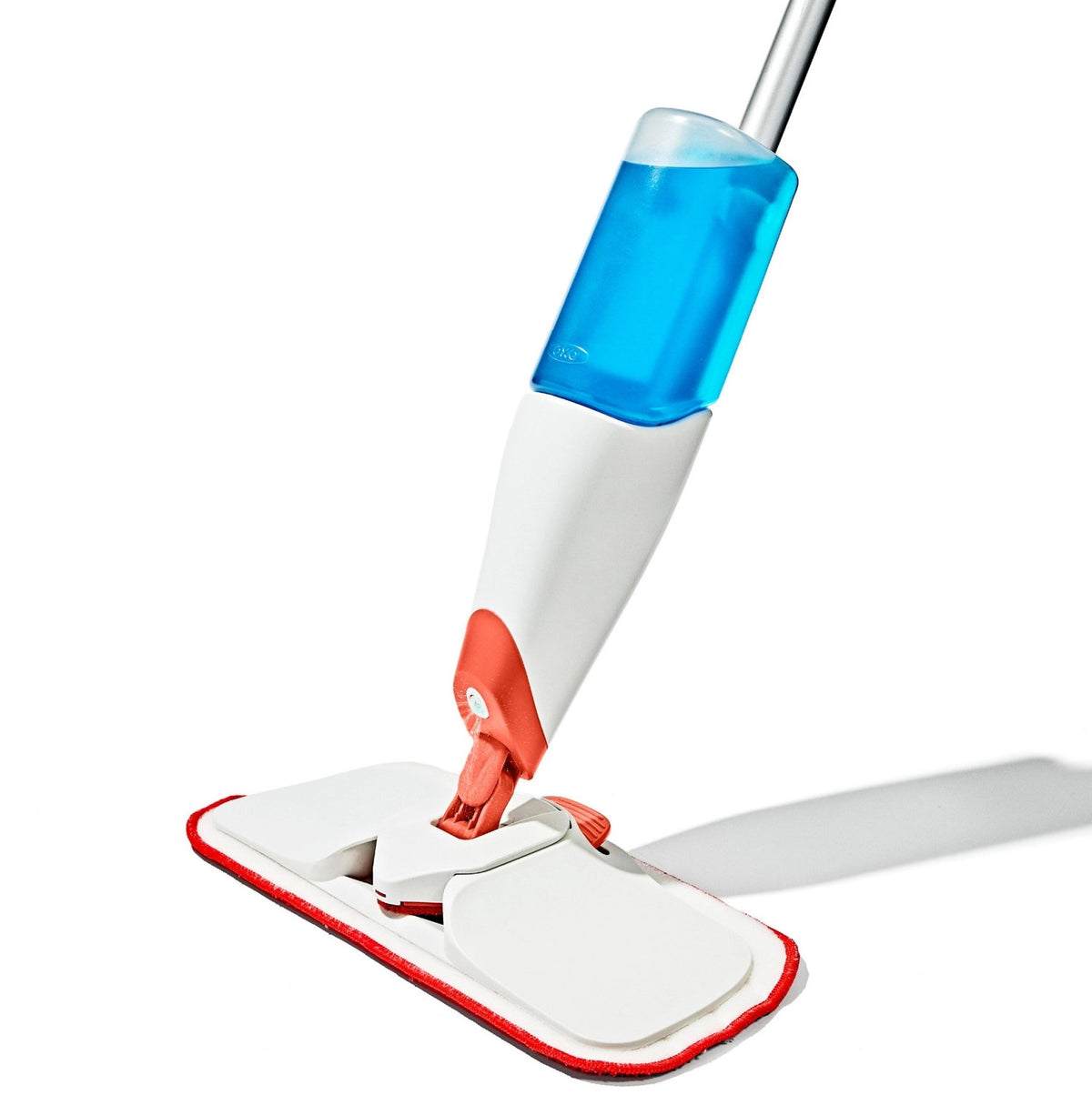 GG Sprühmopp in Mehrfarbig präsentiert im Onlineshop von KAQTU Design AG. Reinigung & Wäsche ist von OXO