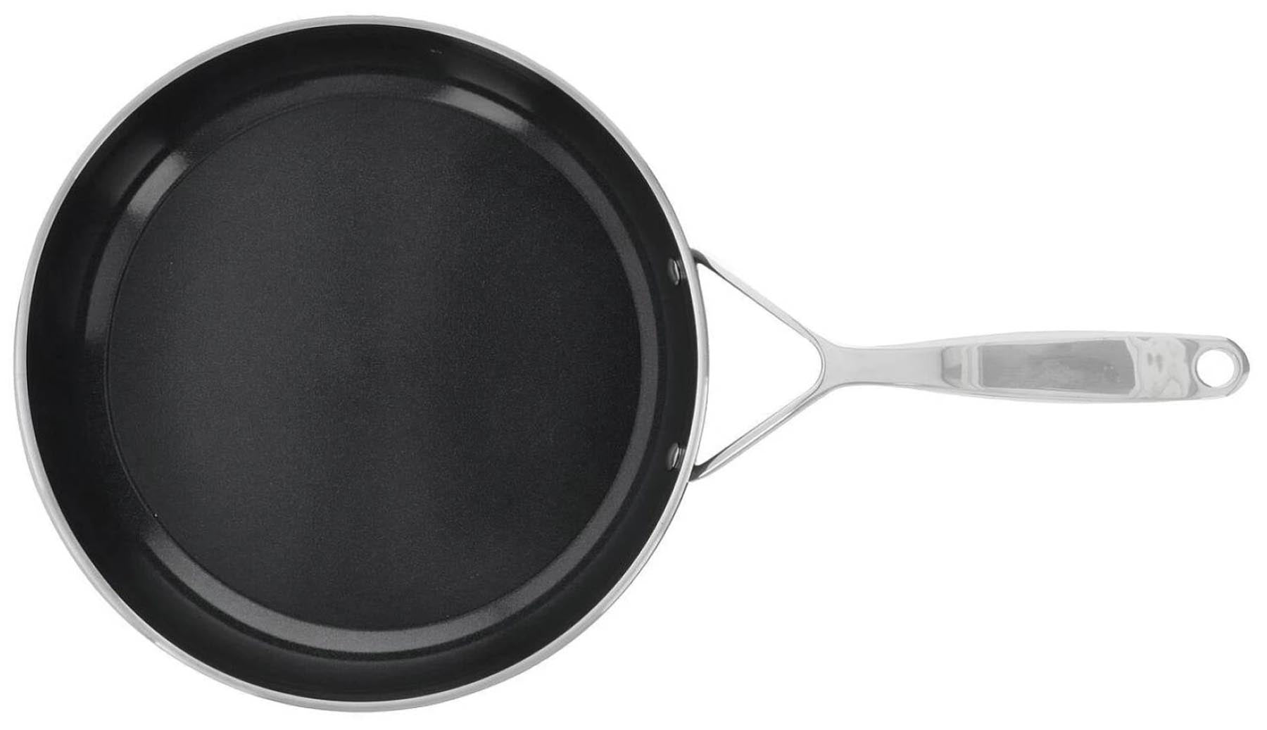 Hochwertige Demeyere Bratpfanne Alu Pro 5 mit 28 cm Durchmesser, ideal für gesundes Braten dank langlebiger Ceraforce-Beschichtung.