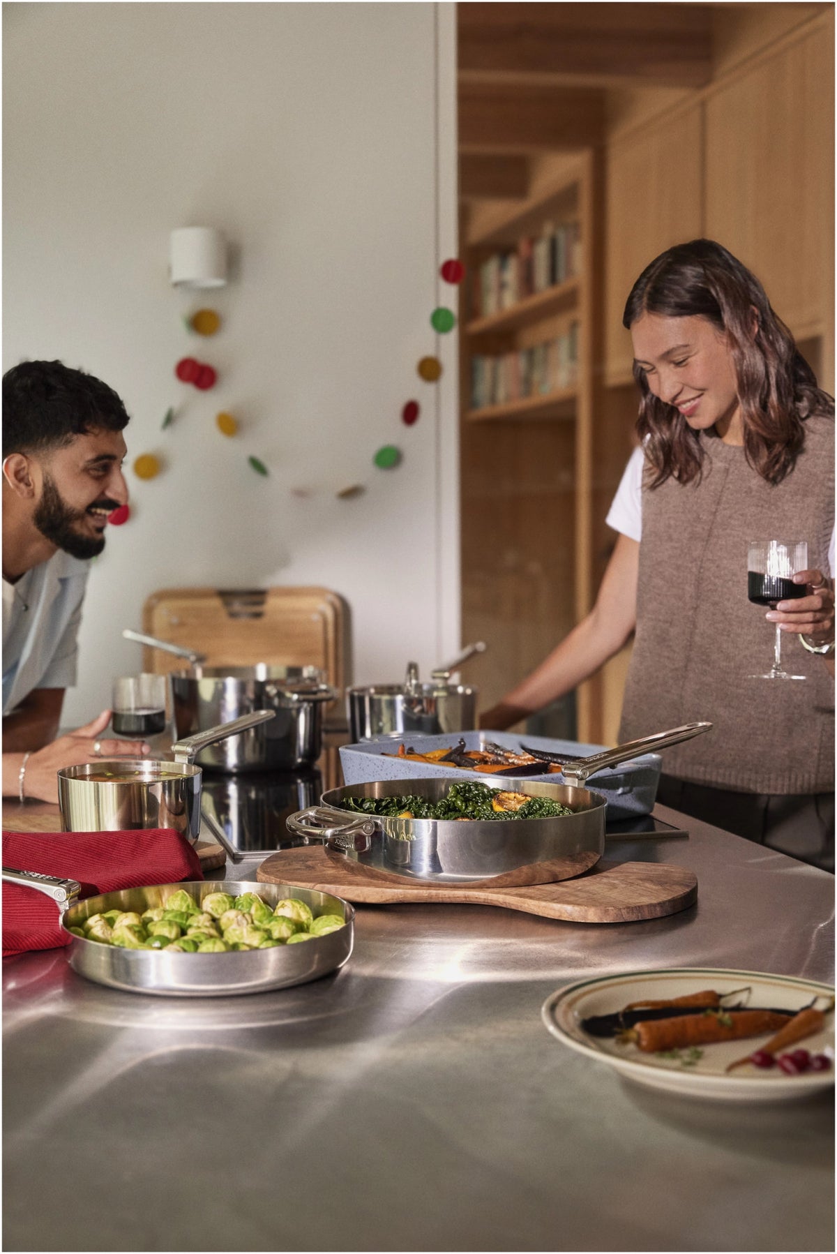 5er Set Space Steel Pfannenset Klappgriff 15+19+23+24+28cm in Silber präsentiert im Onlineshop von KAQTU Design AG. Kochtopfset ist von Joseph Joseph