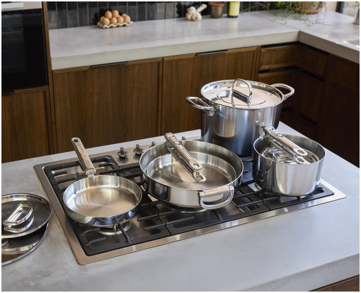 6er Set Space Steel Pfannenset Klappgr. 15+19+20+24+28+25cm in Silber präsentiert im Onlineshop von KAQTU Design AG. Kochtopfset ist von Joseph Joseph