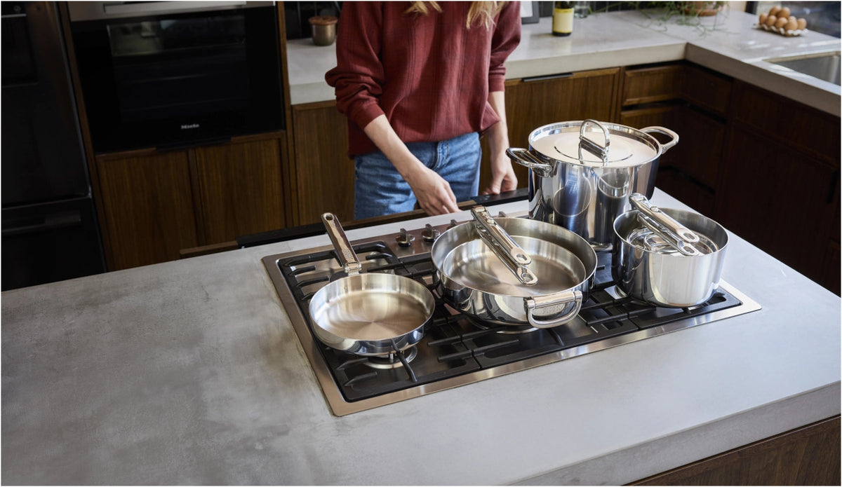 6er Set Space Steel Pfannenset Klappgr. 15+19+20+24+28+25cm in Silber präsentiert im Onlineshop von KAQTU Design AG. Kochtopfset ist von Joseph Joseph
