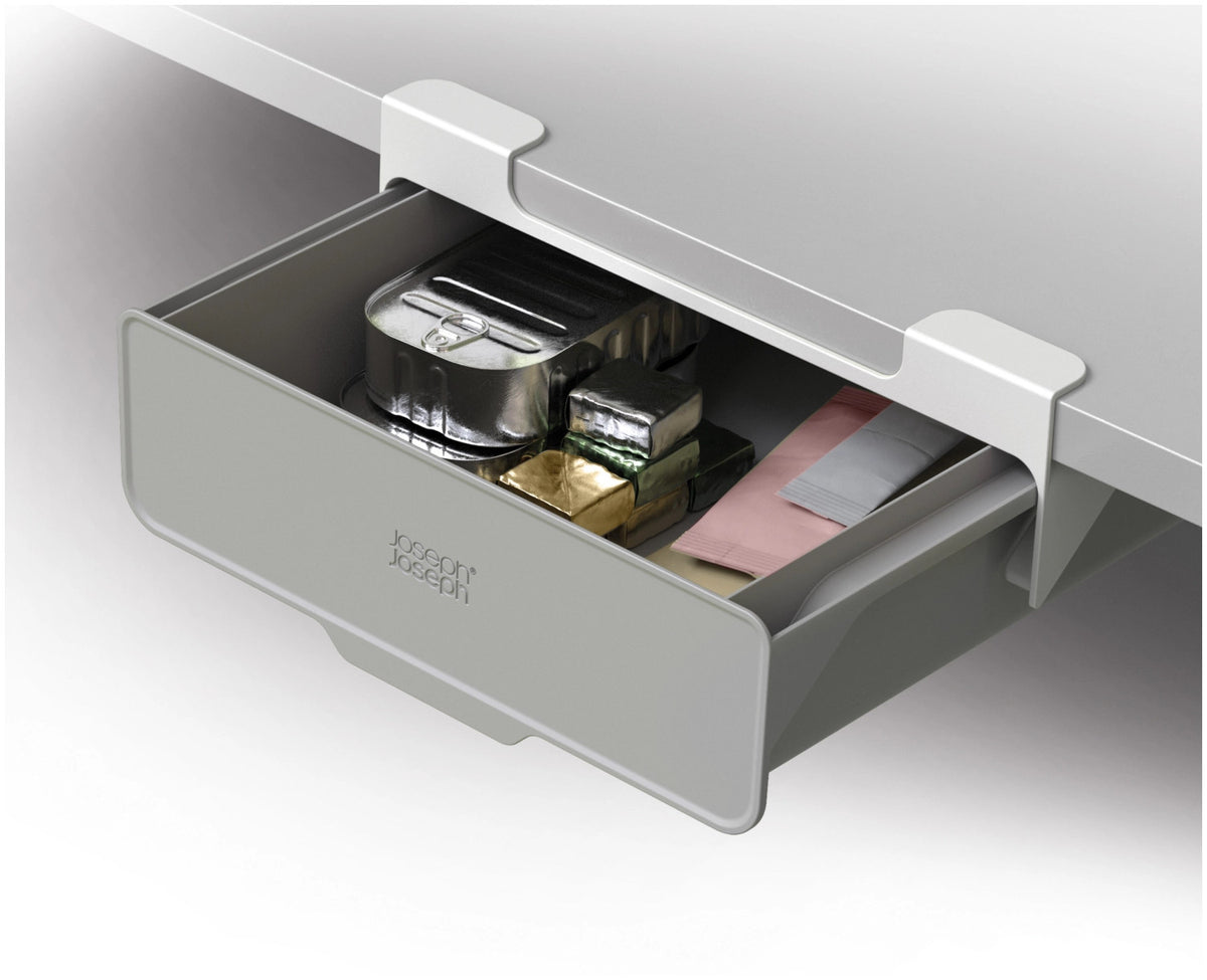 CupboardStore Unterregal-Schublade aus recycl. Kunststoff in Grau präsentiert im Onlineshop von KAQTU Design AG. Küchenhelfer ist von Joseph Joseph