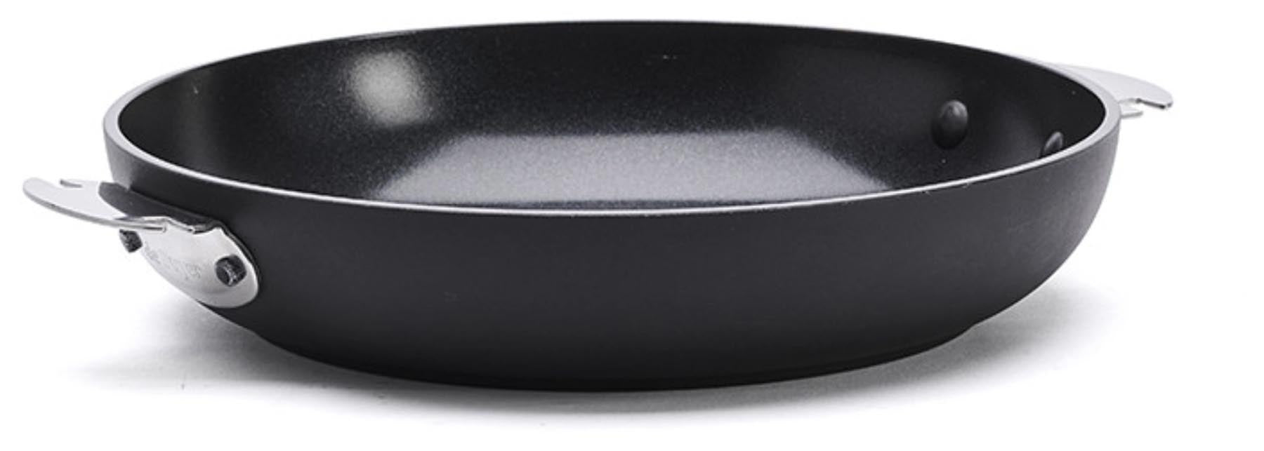 Ceranoa Loqy Bratpfanne D24cm Keramik in Schwarz präsentiert im Onlineshop von KAQTU Design AG. Bratpfanne ist von de Buyer