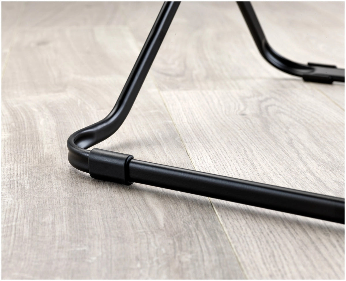 AirFrame 3-stufiger Wäscheständer in Schwarz präsentiert im Onlineshop von KAQTU Design AG. Wäscheständer ist von Joseph Joseph